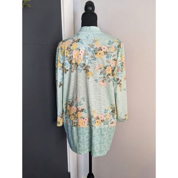 NWT Chico's Medallion Galore Blue Floral Open-Front Knit Jacket - Size 2 (L/12) - Picture 2 of 12